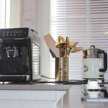 Heritage House Nida With 2 Bedrooms & Free Parking Extérieur photo